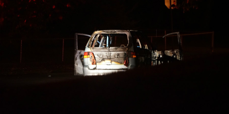  ΑΡΑΔΙΠΠΟΥ: Φέρεται να έβαλε φωτιά σε οχήματα και οικίες αλλά δεν παραδέχεται  